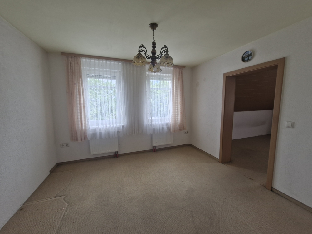 Zimmer 2 Dachgeschoss Zimmer 2 Dachgeschoss